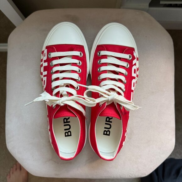 Logo-print low-top sneakers - Picture 4 of 11